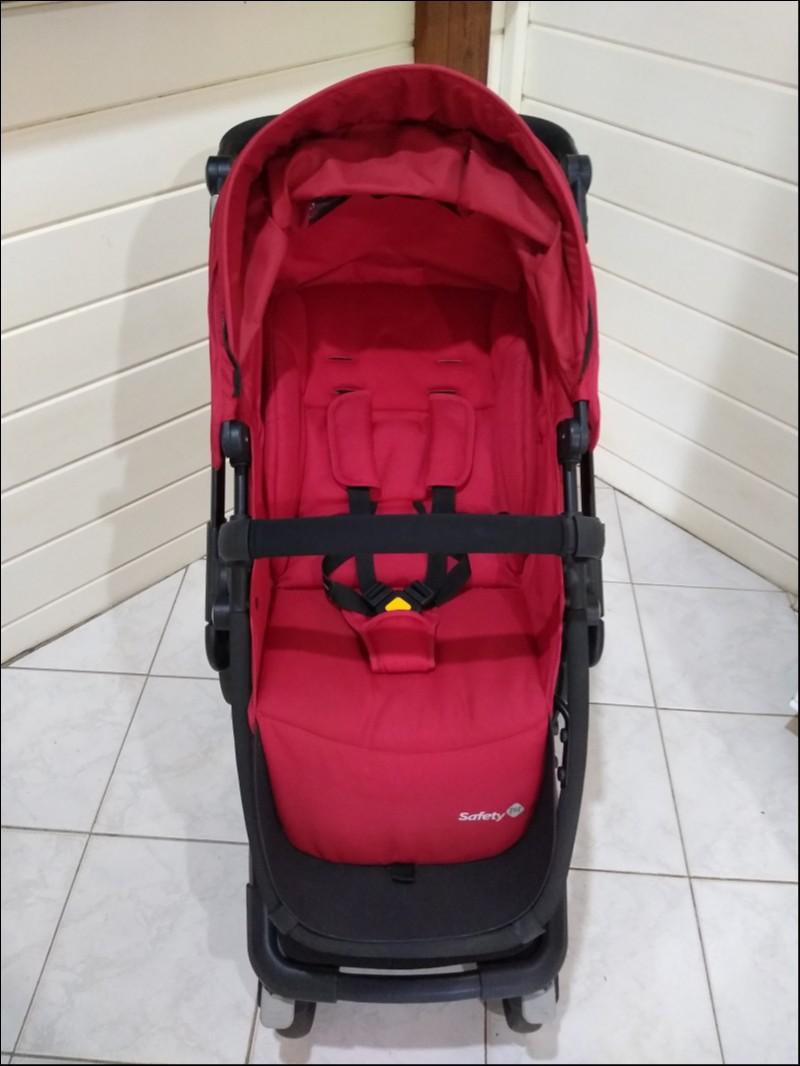 carrinho de bebe semi novo