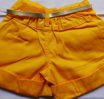 NOVA - Bermuda Jeans amarela e cinto dourado! - 3 anos - Vera Confecções