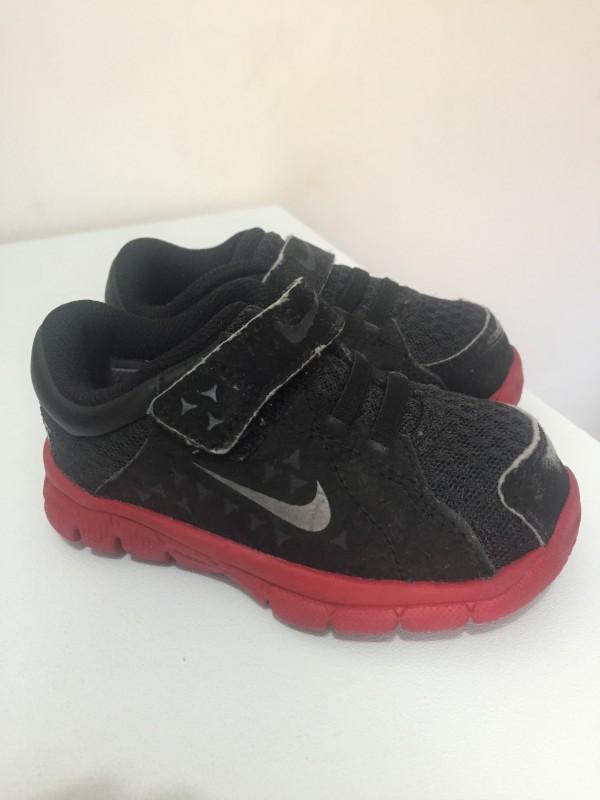 tenis nike infantil tamanho 18