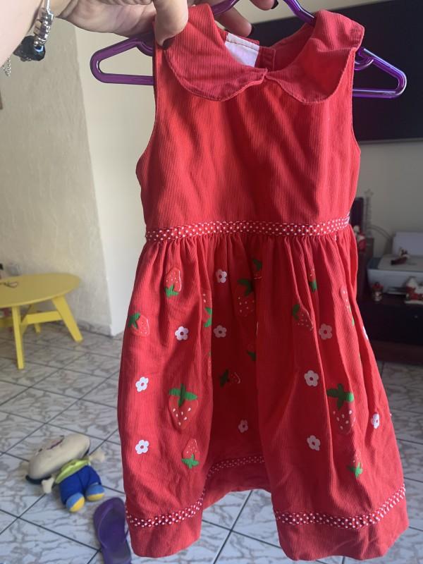 vestido vermelho 2 anos