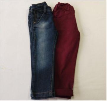 Calça Jeans Leve 2 Pague 1 - 2 anos - Não informada