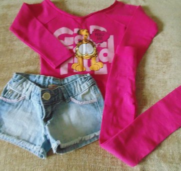 CONJ. SHORT/MEIA CALÇA/BLUSA - 6 anos - Não informada