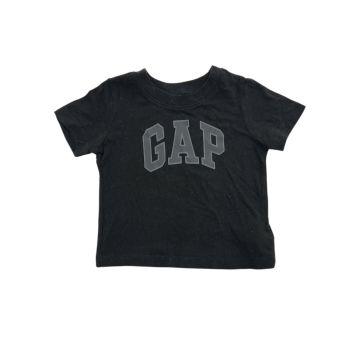 Camiseta Preta GAP - 6 a 9 meses - Gap Kids