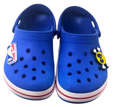 Crocs Infantil Azul com Pins Divertidos NBA e Caveira - 13 - Crocs