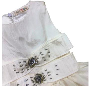 Vestido Infantil Doc Kids Festa Branco com Bordados e Pedrarias - 5 anos - Sem etiqueta Importado