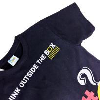 Camiseta Infantil Preta Estampada “Think Outside the Box” – Cacá Kids - 5 anos - Sem etiqueta Importado