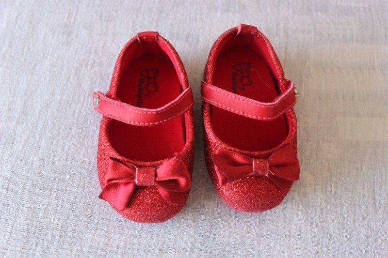 Sapatinho vermelho com brilho 15 no Ficou Pequeno - Desapegos de Sapatos  quase novos ou nunca usados para bebês, crianças e mamães. 73313