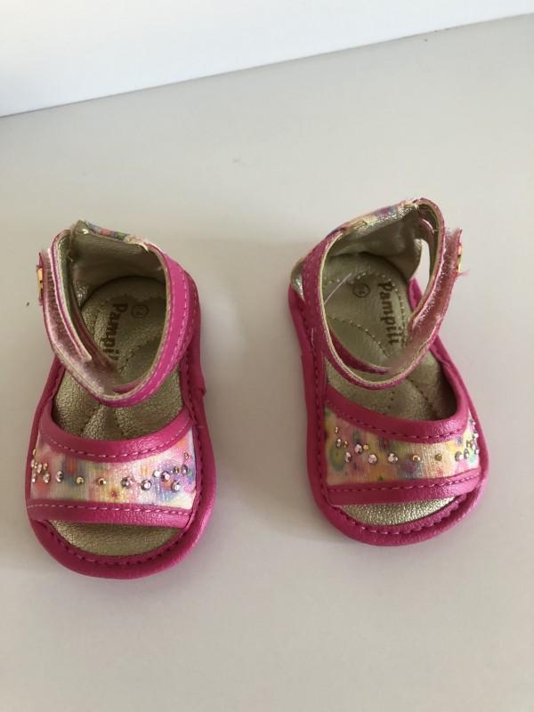 Sandália pampili bebe 14 no Ficou Pequeno - Desapegos de Sapatos quase  novos ou nunca usados para bebês, crianças e mamães. 1109886