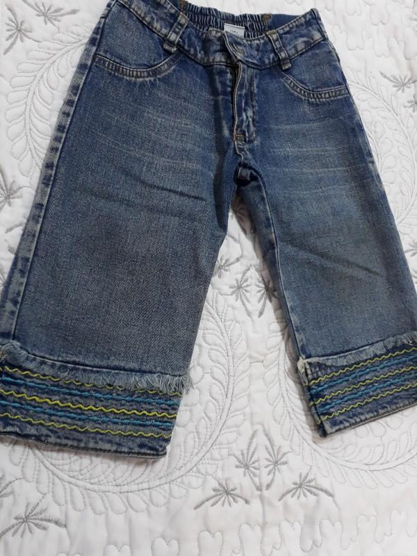 calça jeans com elastico atras