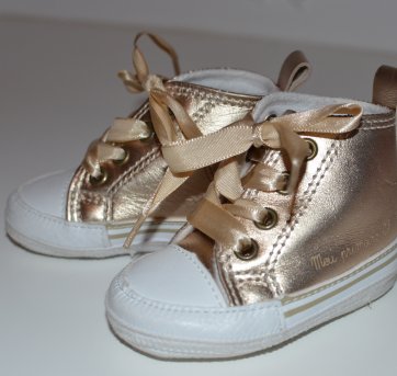 all star bebê dourado