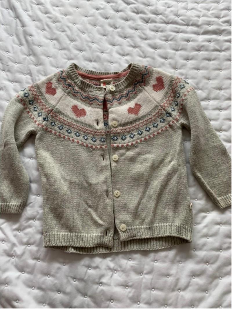 cardigan cinza claro