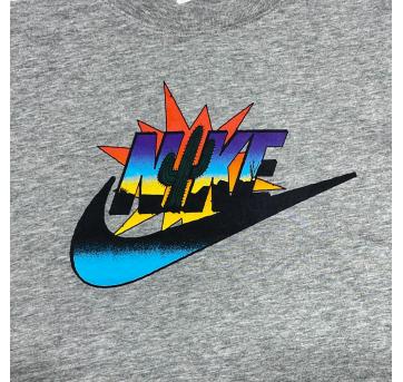 Camiseta Nike Sportwear Tee Icon Futura - 14 anos - Nike