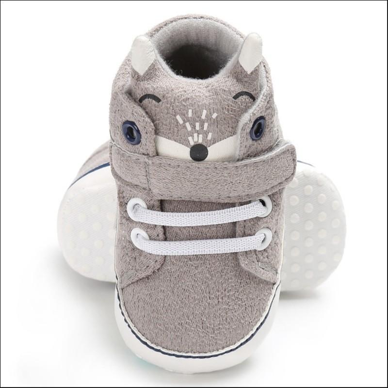 Sapatinho de bebê cara de gatinho Infantil menino 19 no Ficou Pequeno -  Desapegos de Sapatos quase novos ou nunca usados para bebês, crianças e  mamães. 919489