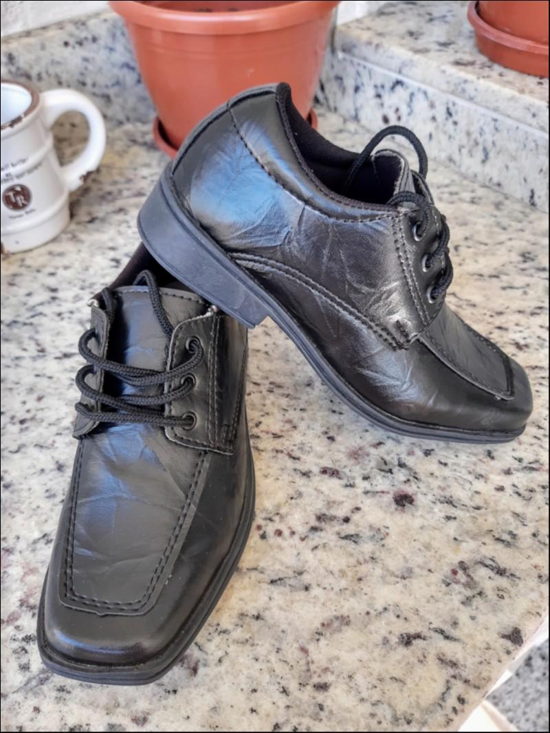 Sapato social novo! 31 no Ficou Pequeno - Desapegos de Sapatos quase novos  ou nunca usados para bebês, crianças e mamães. 858050