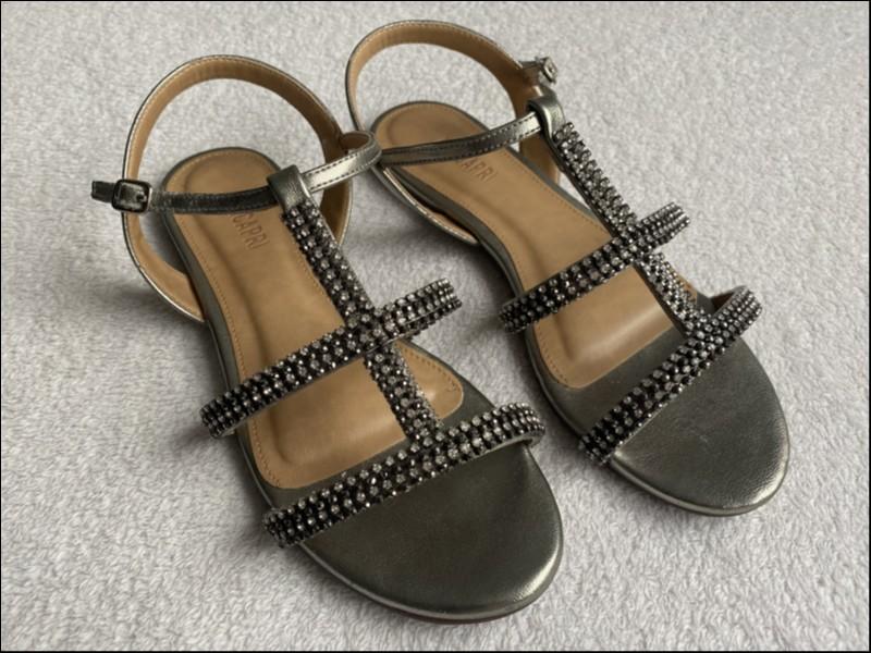 NOVA! Sandália ANACAPRI 35 no Ficou Pequeno - Desapegos de Sapatos quase  novos ou nunca usados para bebês, crianças e mamães. 961341