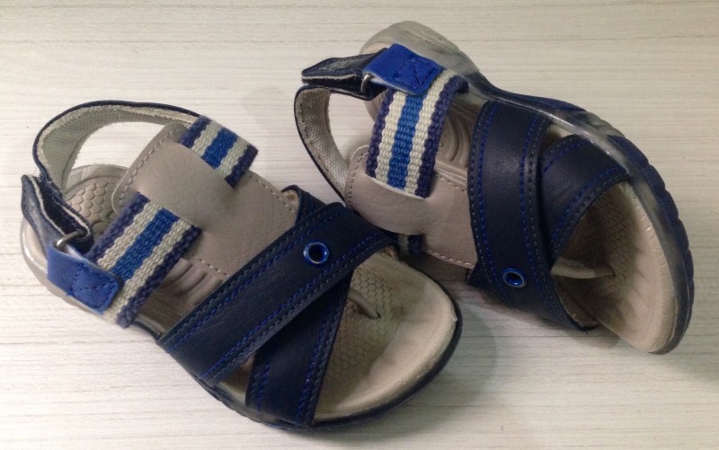 sandalia kidy com luz