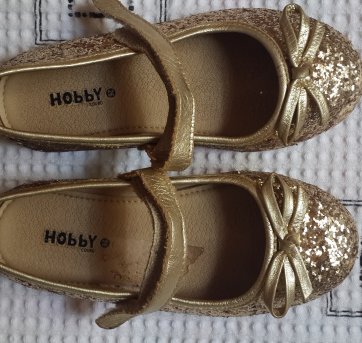Genita Tênis Feminino De Couro Sintético, Sapato Feminino Brilhante,  Casual, Dourado, Brilhante, Moda Primavera/outono comprar on-line -  Calçados Femininos ~ www.vivantstore.pt