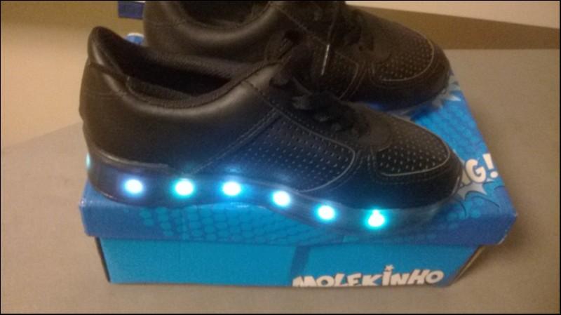 TENIS LED INFANTIL MOLEKINHO ACENDE LUZES COLORIDAS 29 no Ficou Pequeno -  Desapegos de Sapatos quase novos ou nunca usados para bebês, crianças e  mamães. 833381