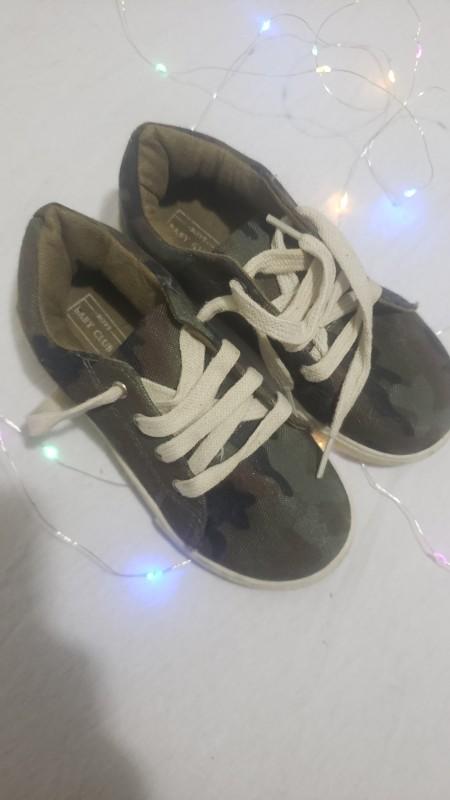 Tênis camuflado lindíssimo sapatênis 27 no Ficou Pequeno - Desapegos de  Sapatos quase novos ou nunca usados para bebês, crianças e mamães. 919654