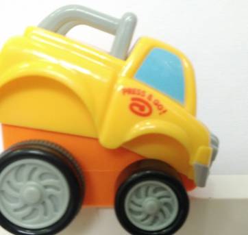 carrinho  movido a ficção - Sem faixa etaria - Importada