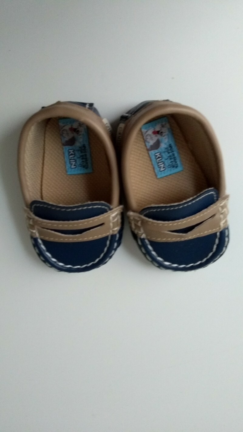 Sapato lindo tipo samelo 15 no Ficou Pequeno - Desapegos de Sapatos quase  novos ou nunca usados para bebês, crianças e mamães. 503410