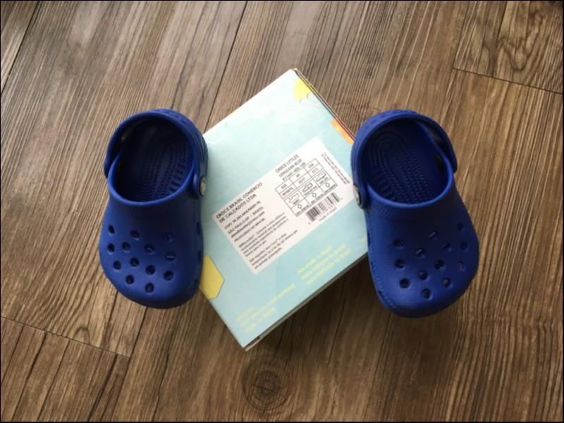 primeiro crocs