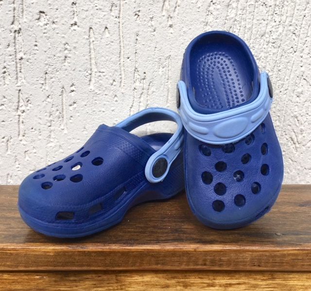 Sandália Tipo Crocs 20 no Ficou Pequeno - Desapegos de Sapatos quase novos  ou nunca usados para bebês, crianças e mamães. 601286