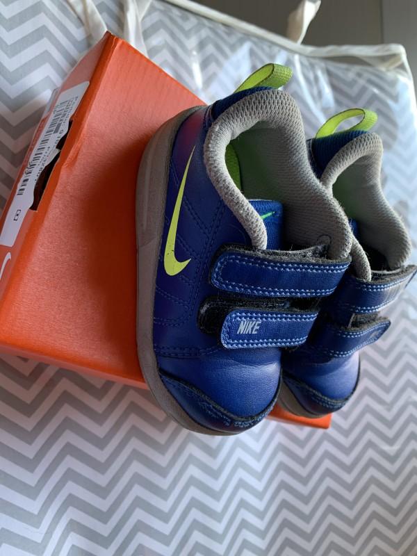 nike tamanho 21