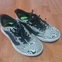 Vans Ultrarange Exo Tryppy Grain Black/Marshm  34 - 34 - Vans